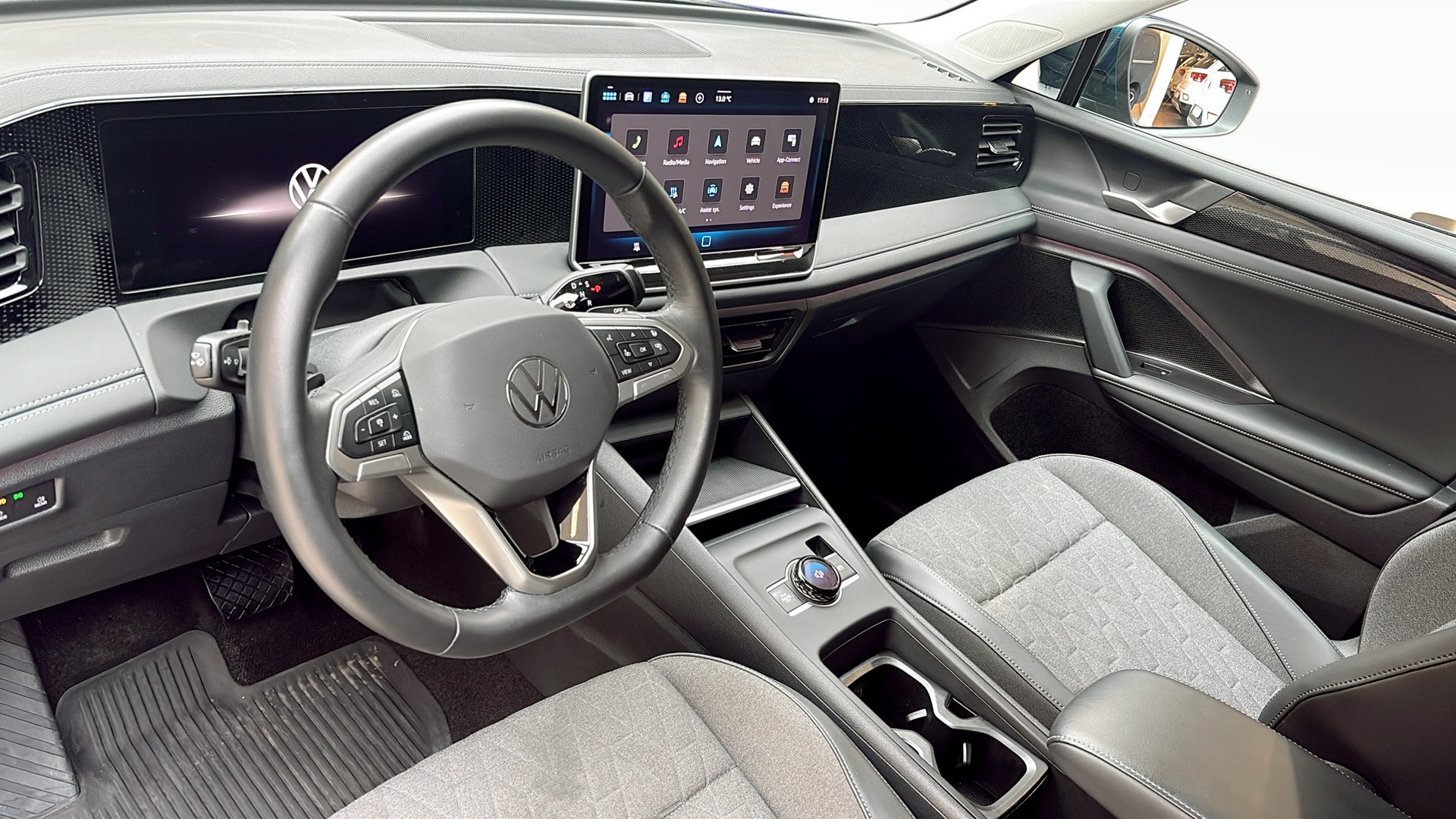 Volkswagen Tiguan AJB90X