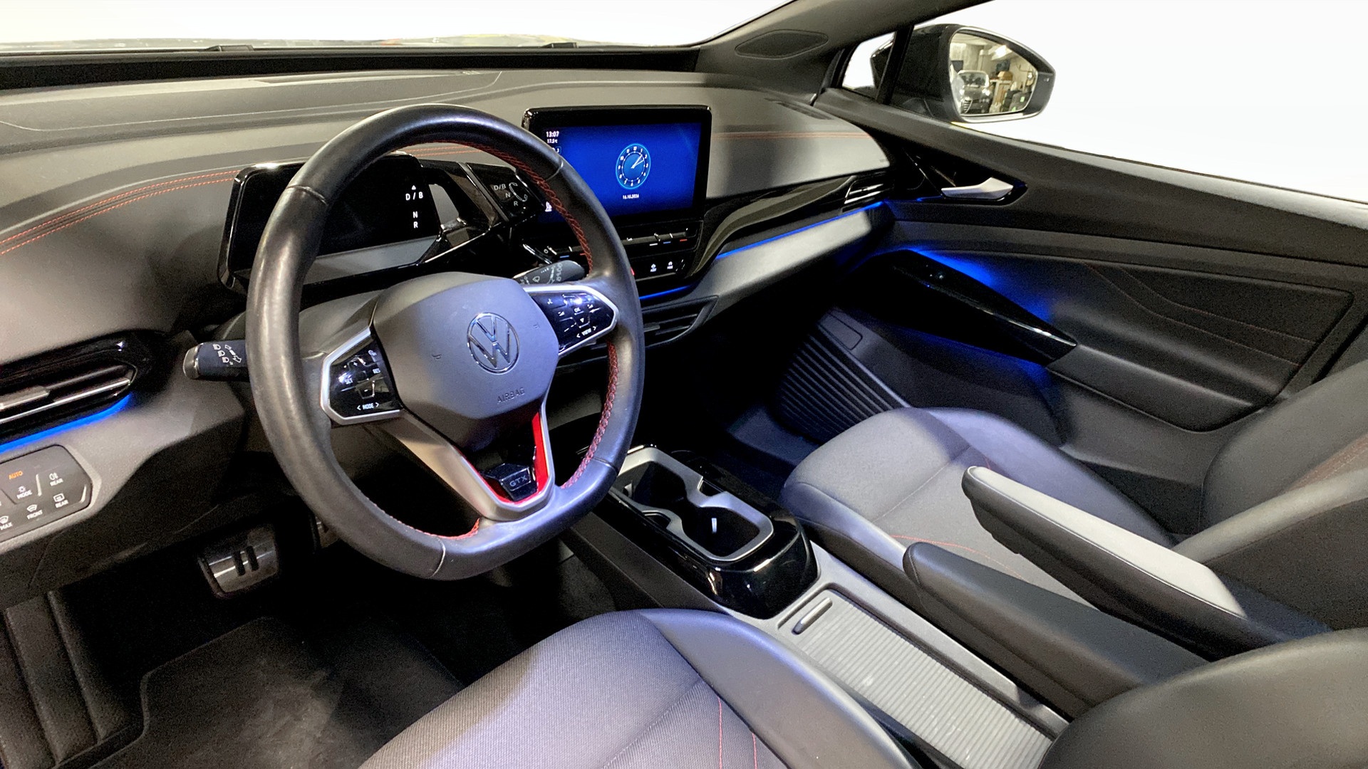 Volkswagen ID.4 AJH81M
