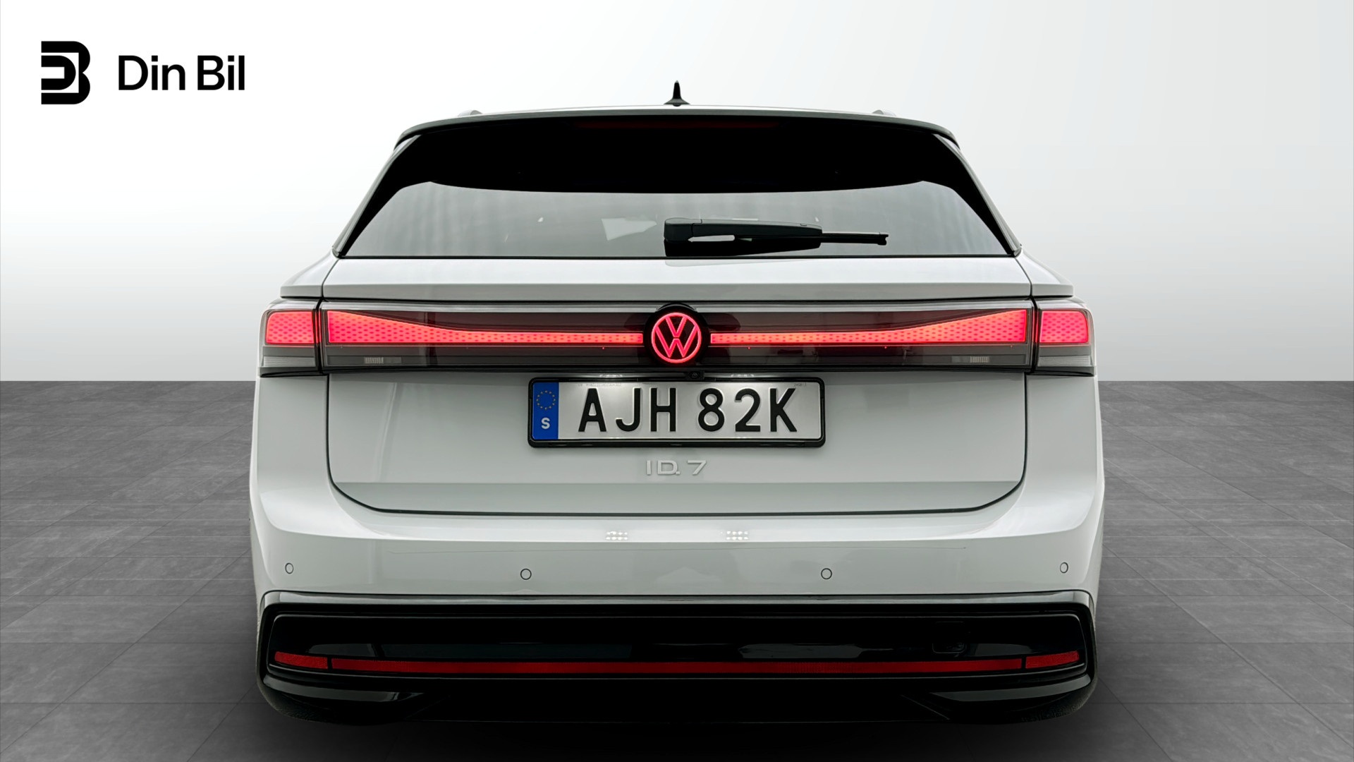 Volkswagen ID.7 AJH82K