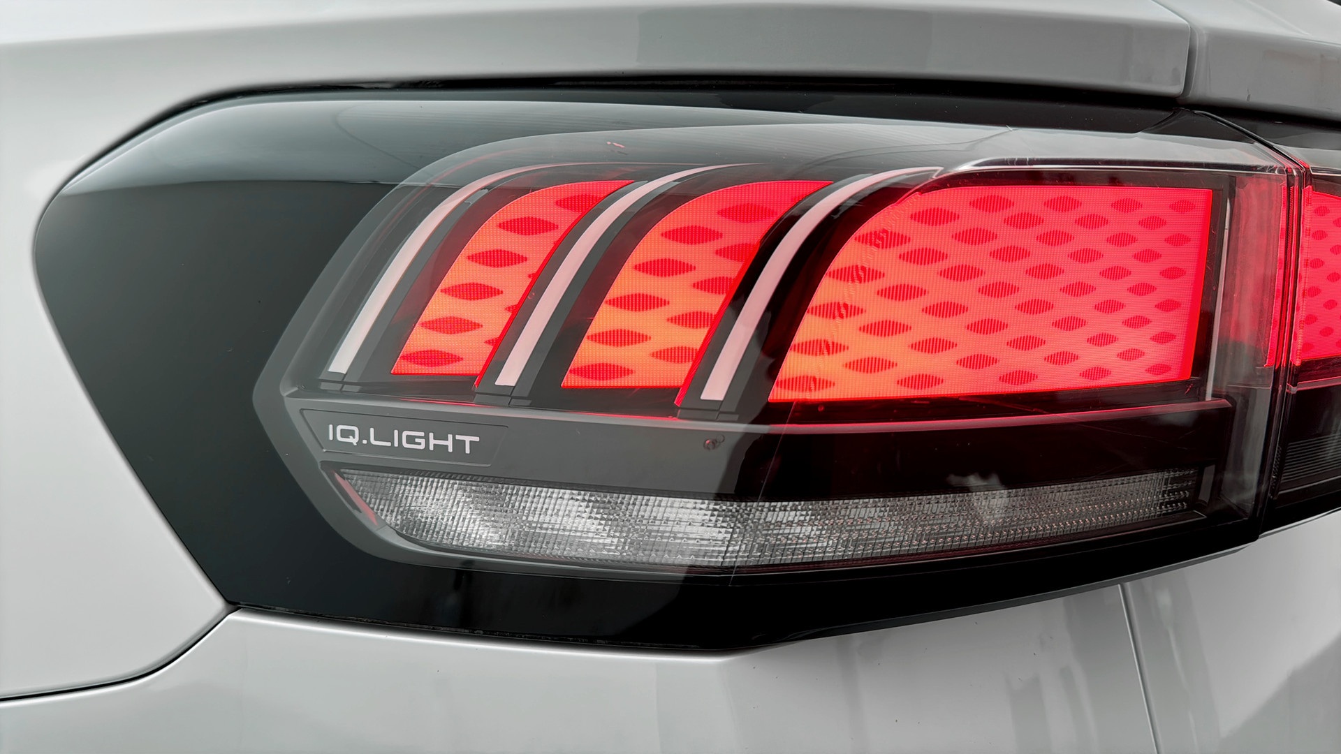 Volkswagen ID.7 AJH82K