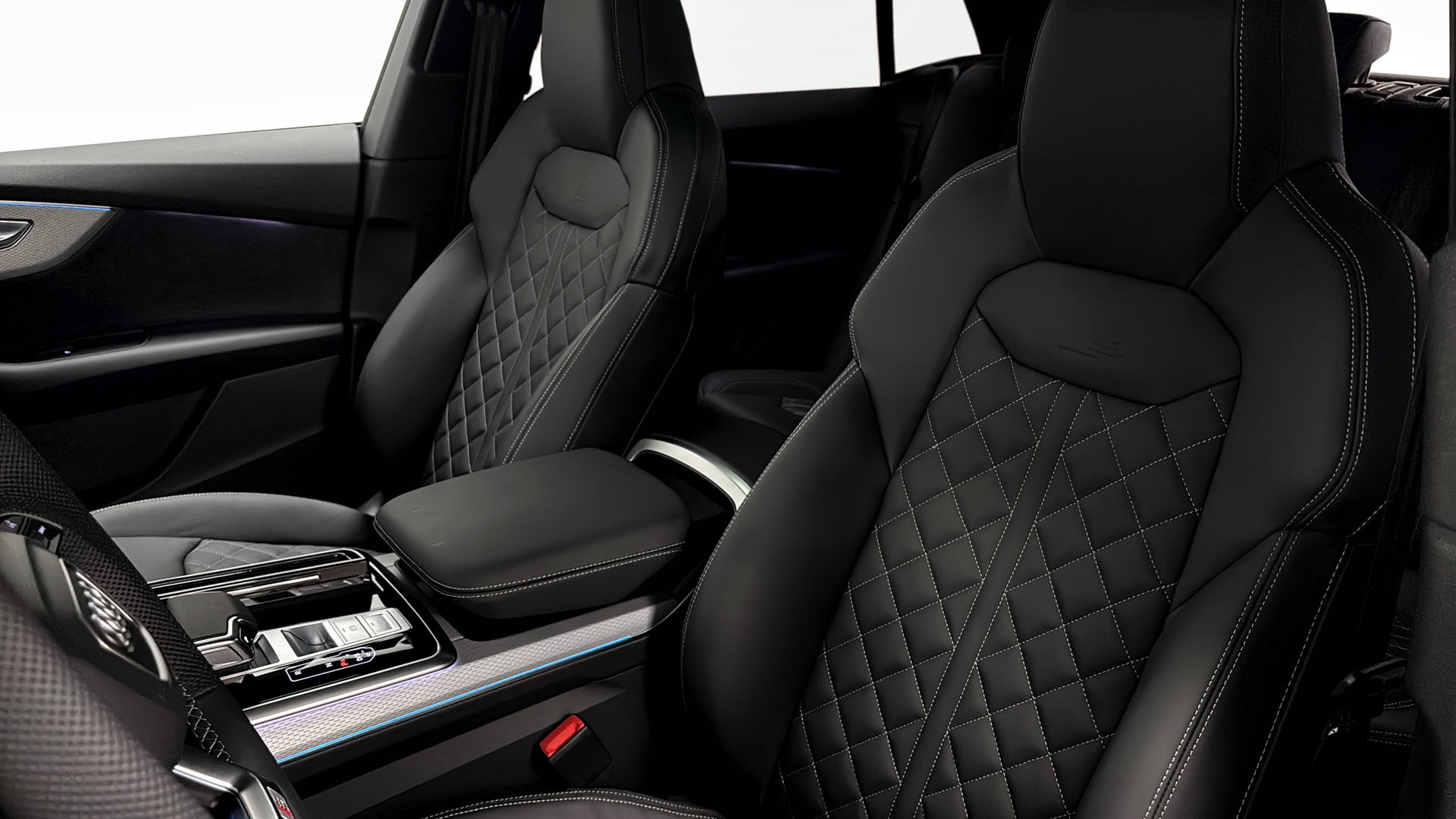 Audi Q8 AJL29D