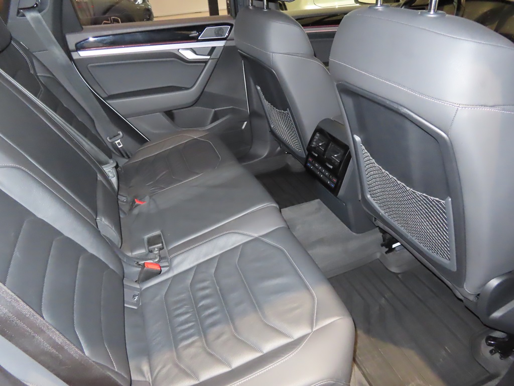 Volkswagen Touareg AKD93S