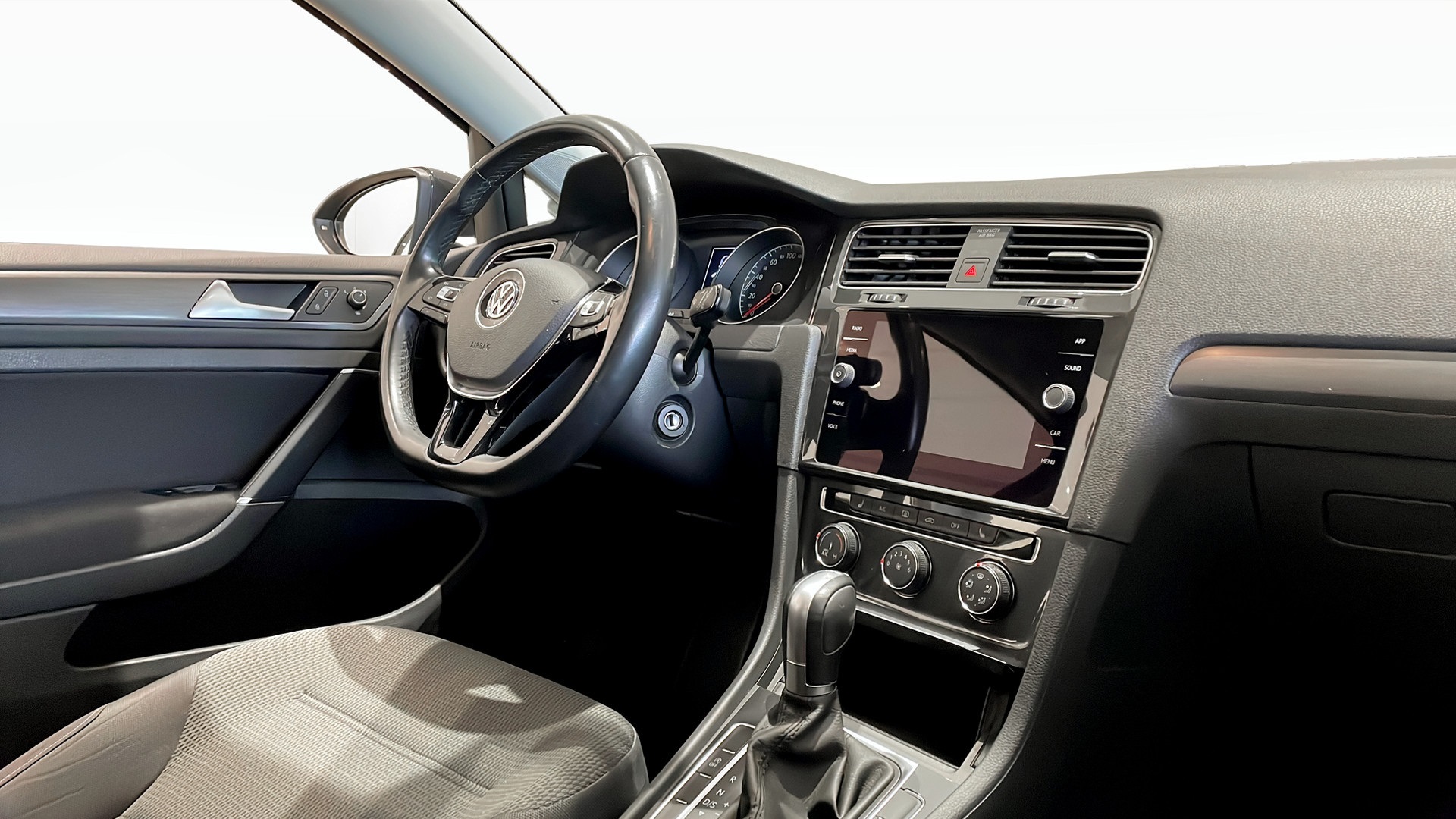 Volkswagen Golf AKL93M