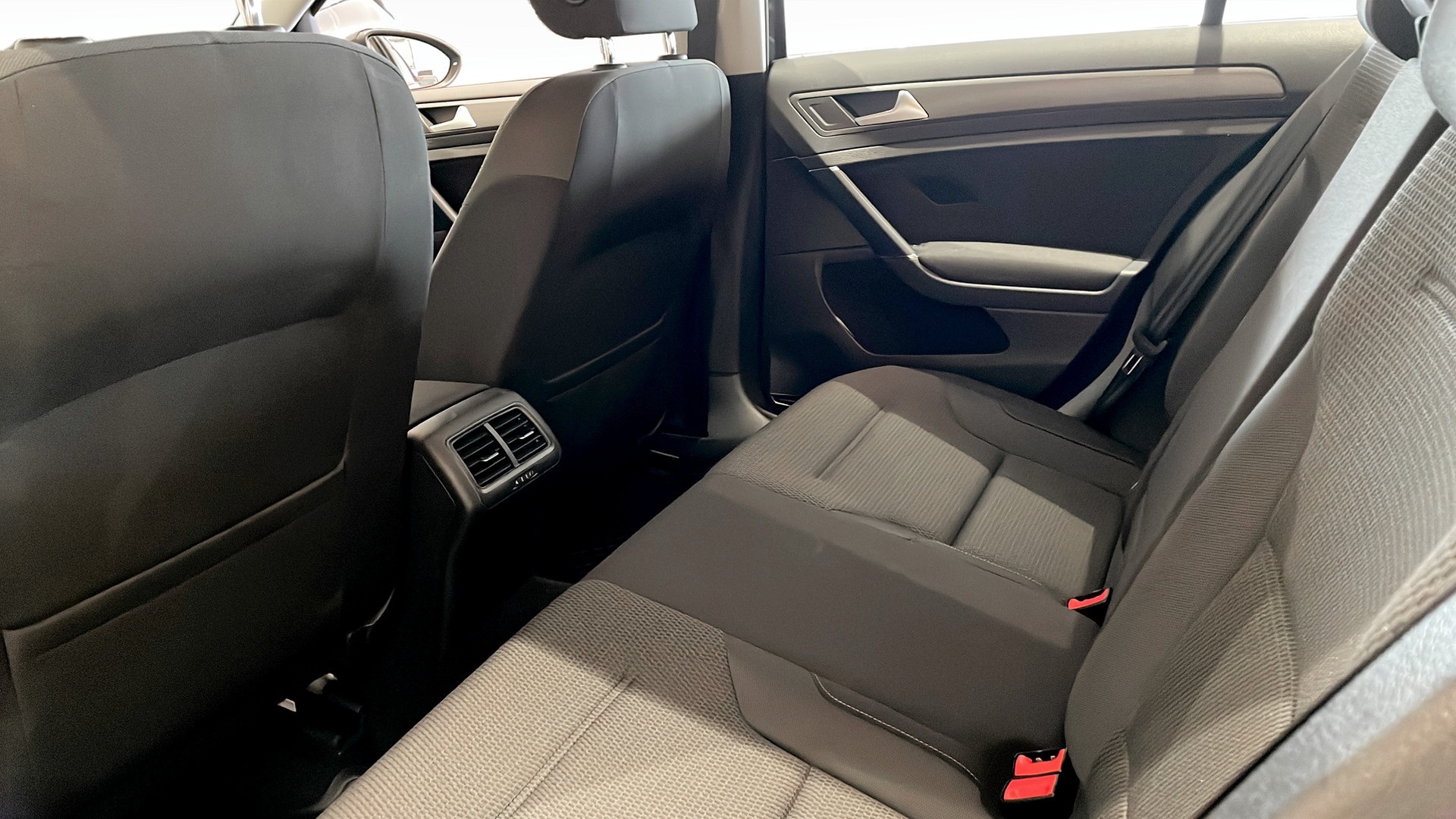 Volkswagen Golf AKL93M