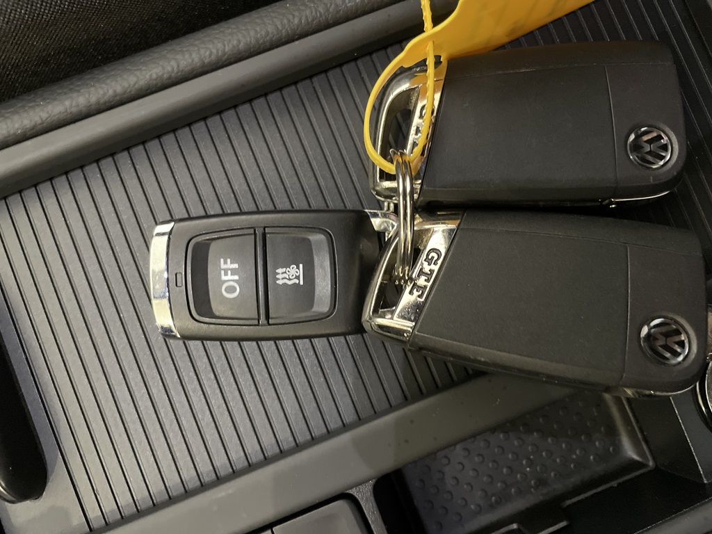 Volkswagen Golf AKP62T