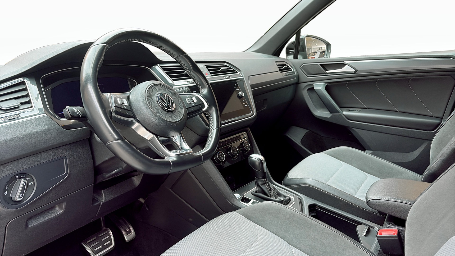 Volkswagen Tiguan ALG93A