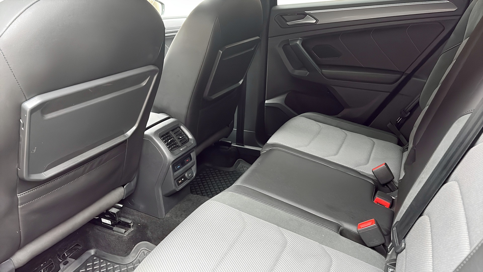 Volkswagen Tiguan ALG93A