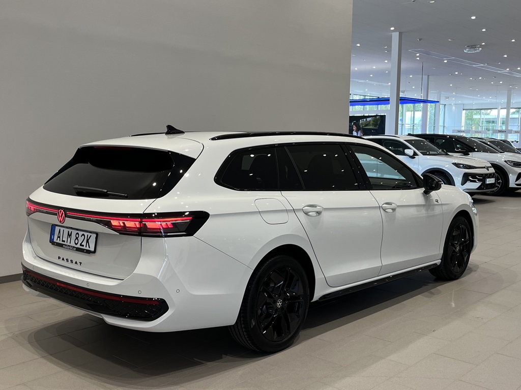 Volkswagen Passat ALM82K