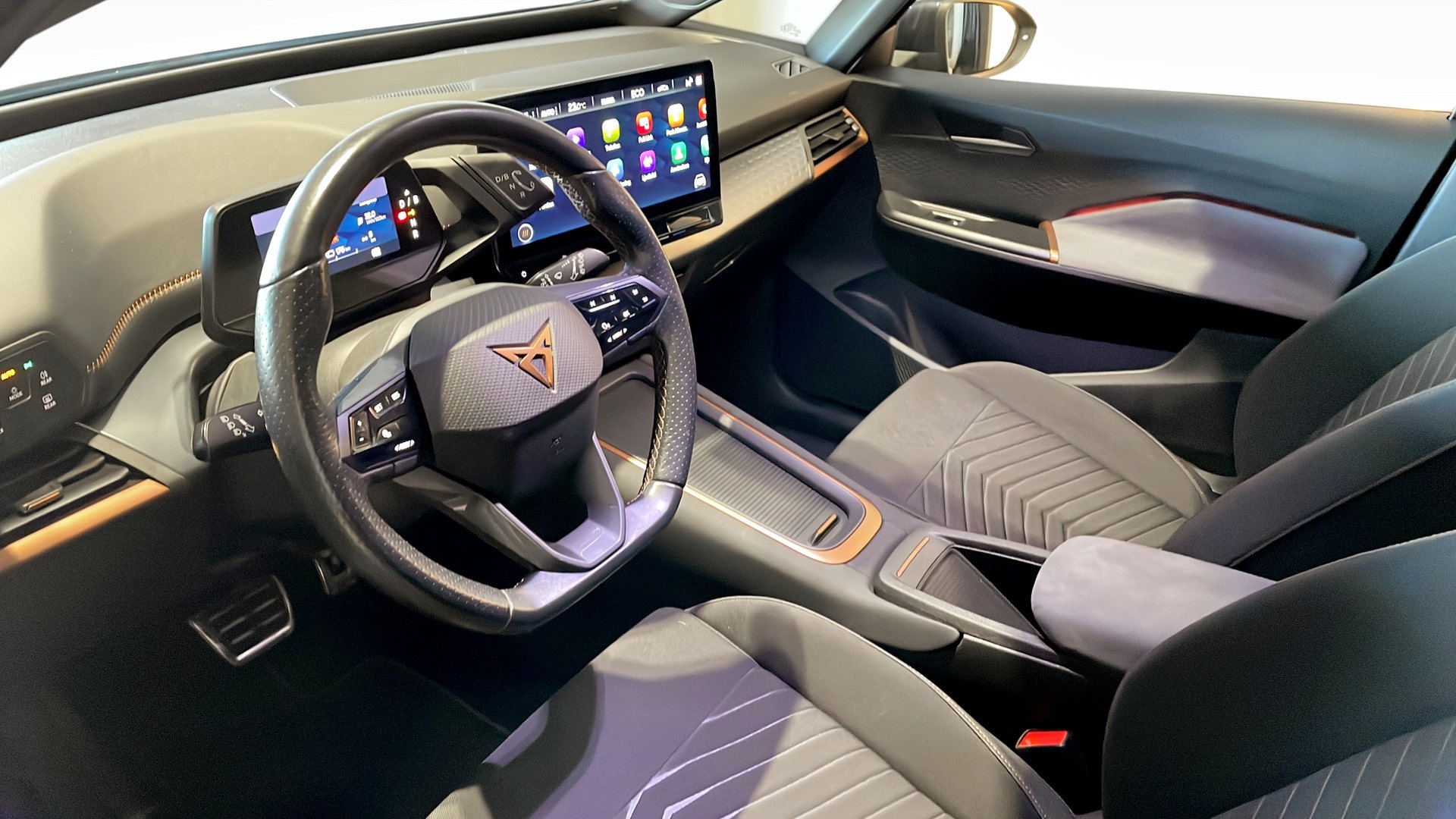 CUPRA Born AMA44R