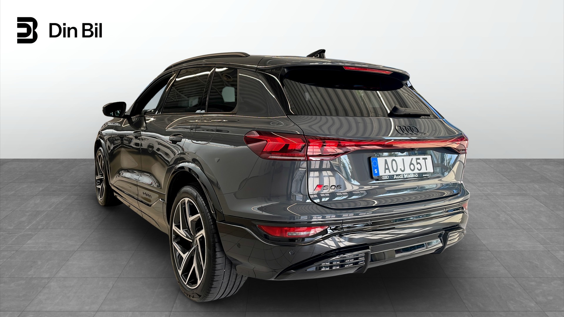 Audi SQ6 e-tron AOJ65T