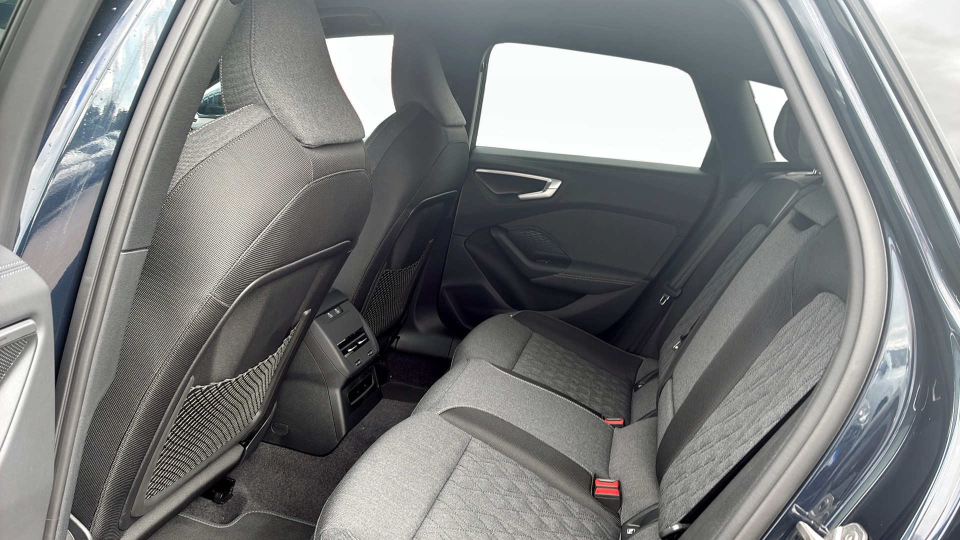 Audi A5 Avant AOL28P