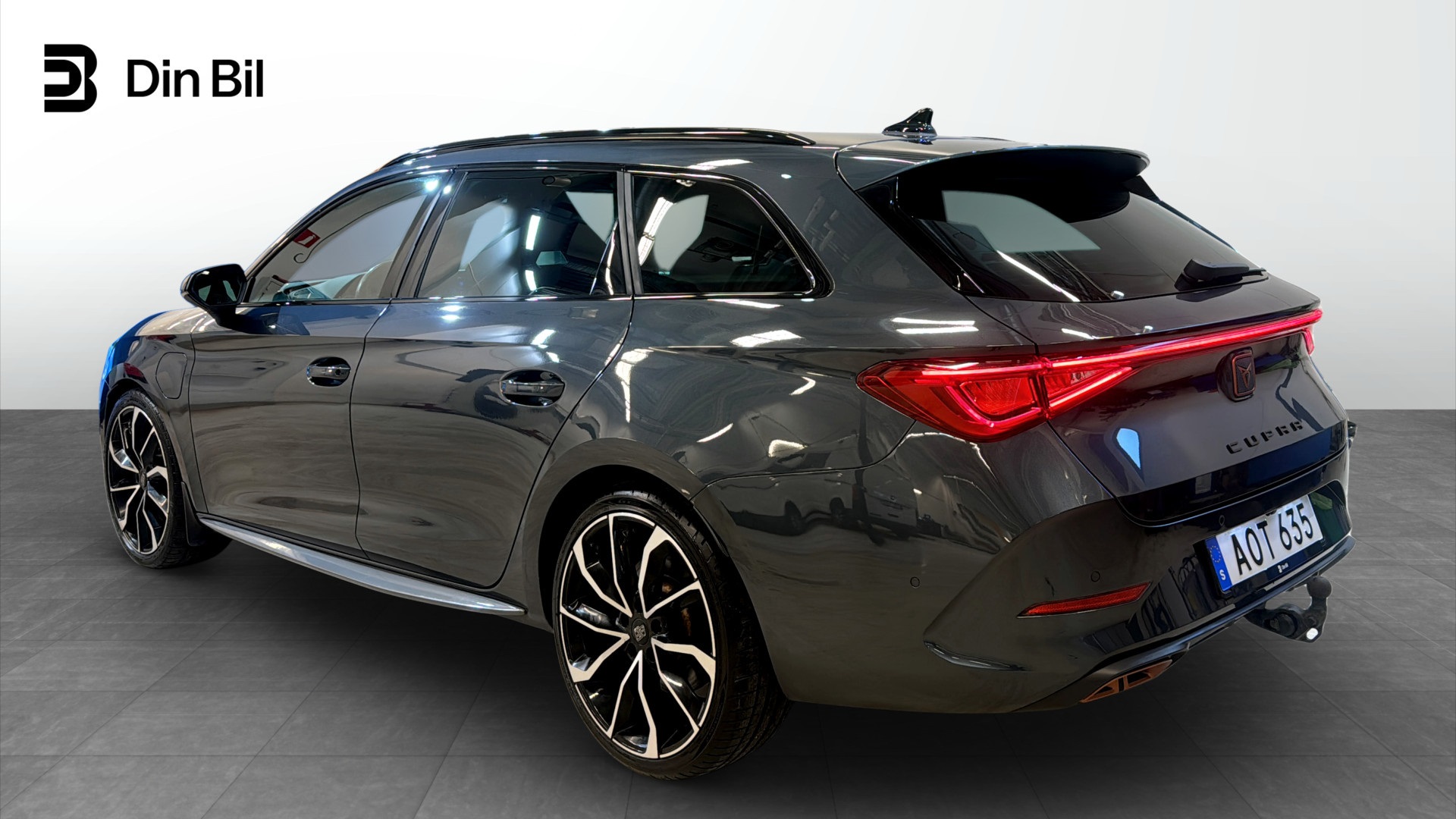 SEAT Cupra AOT635