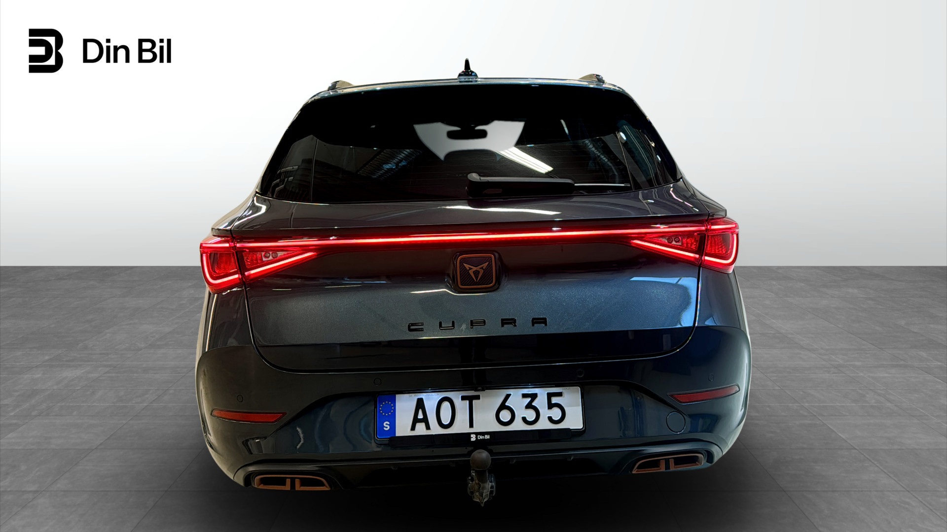 SEAT Cupra AOT635