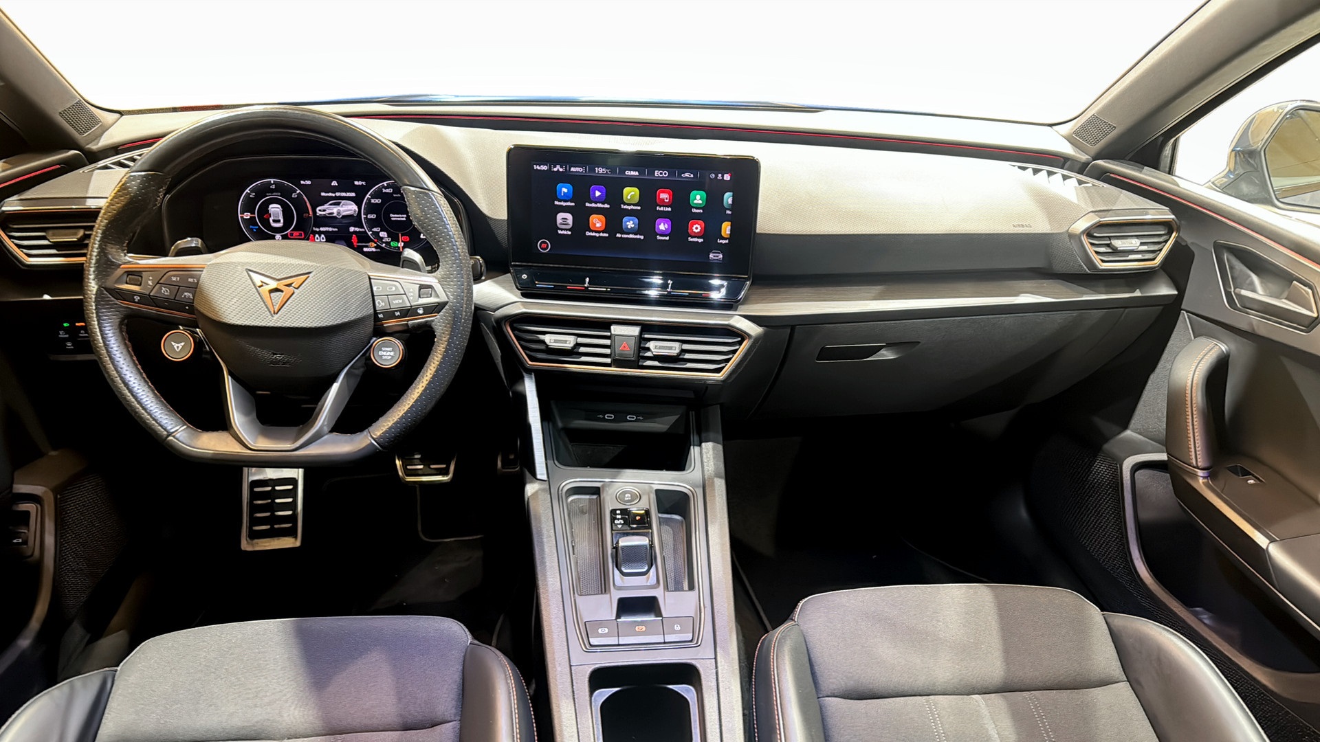 SEAT Cupra AOT635
