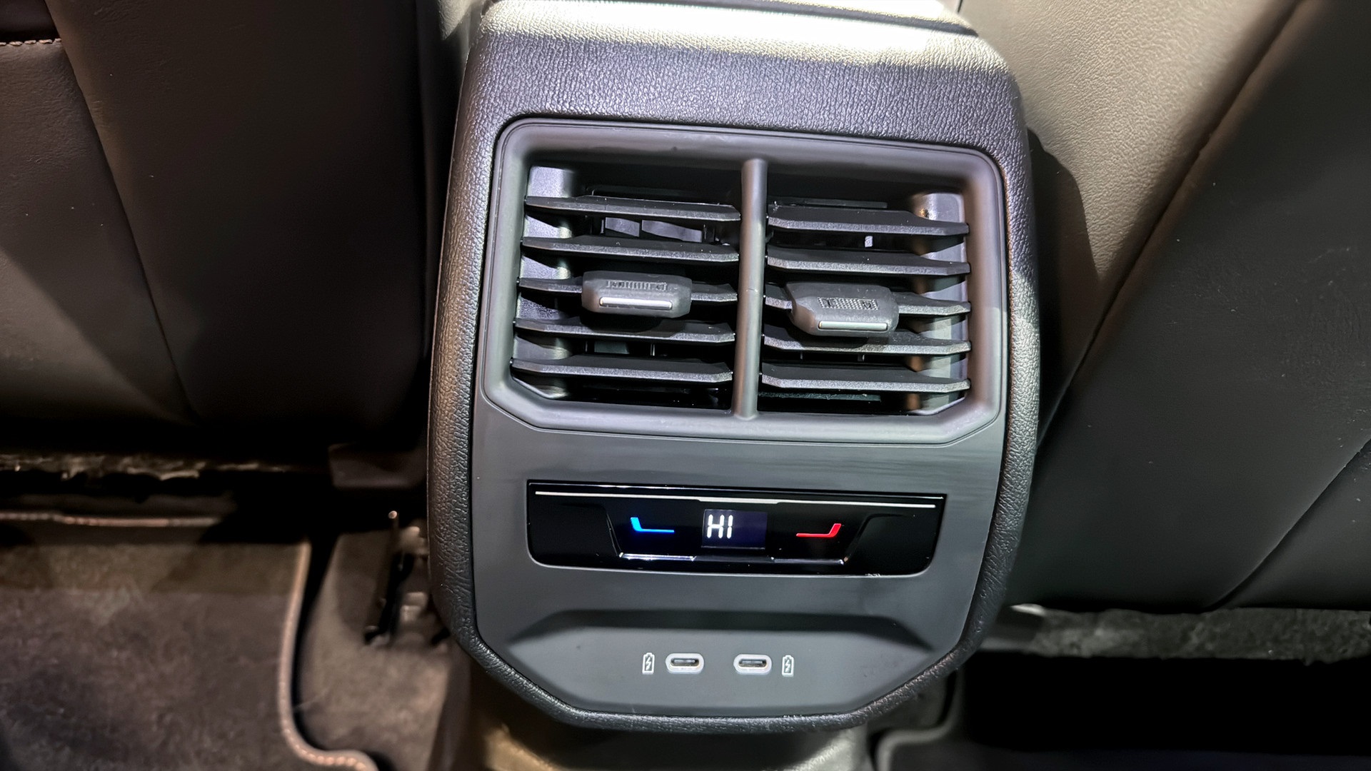 SEAT Cupra AOT635