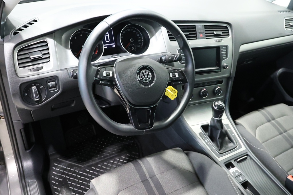 Volkswagen Golf Sportscombi AOZ569