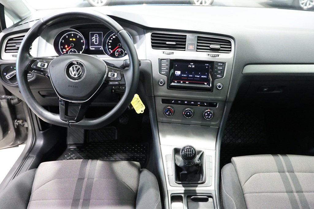Volkswagen Golf Sportscombi AOZ569