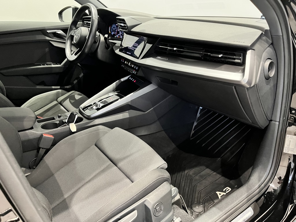 Audi A3 Sportback ARA425