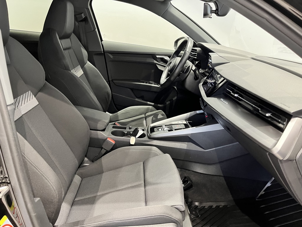 Audi A3 Sportback ARA425