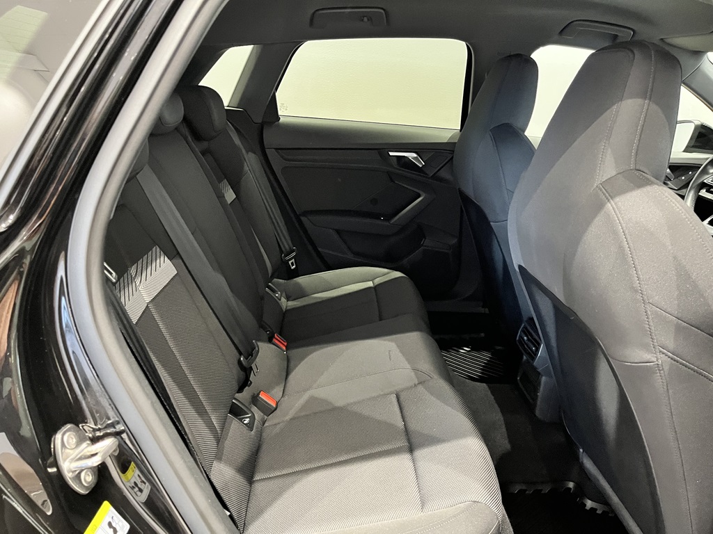 Audi A3 Sportback ARA425