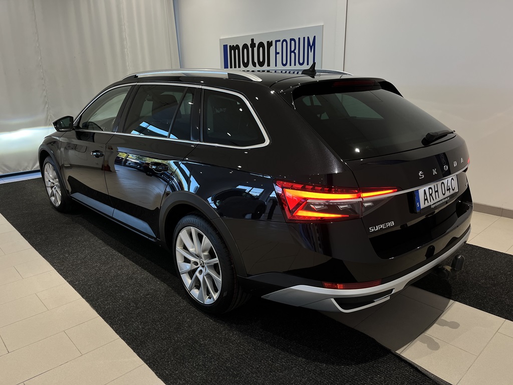 Skoda Superb Combi ARH04C