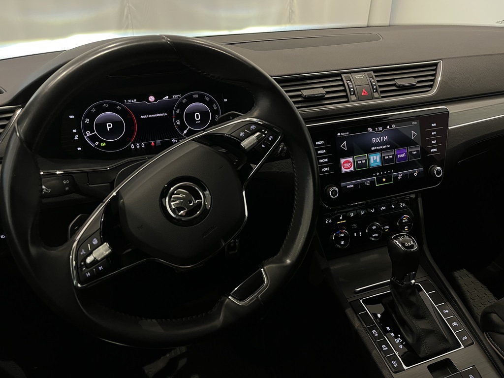Skoda Superb Combi ARH04C