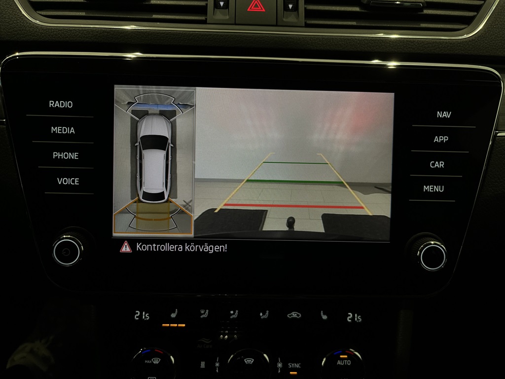Skoda Superb Combi ARH04C