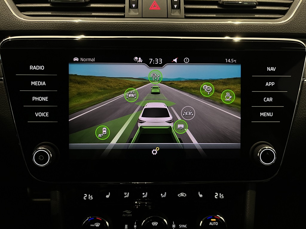 Skoda Superb Combi ARH04C
