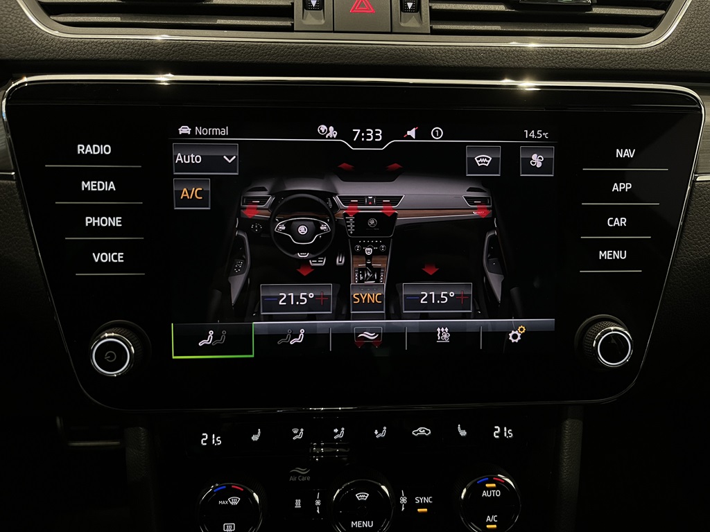 Skoda Superb Combi ARH04C