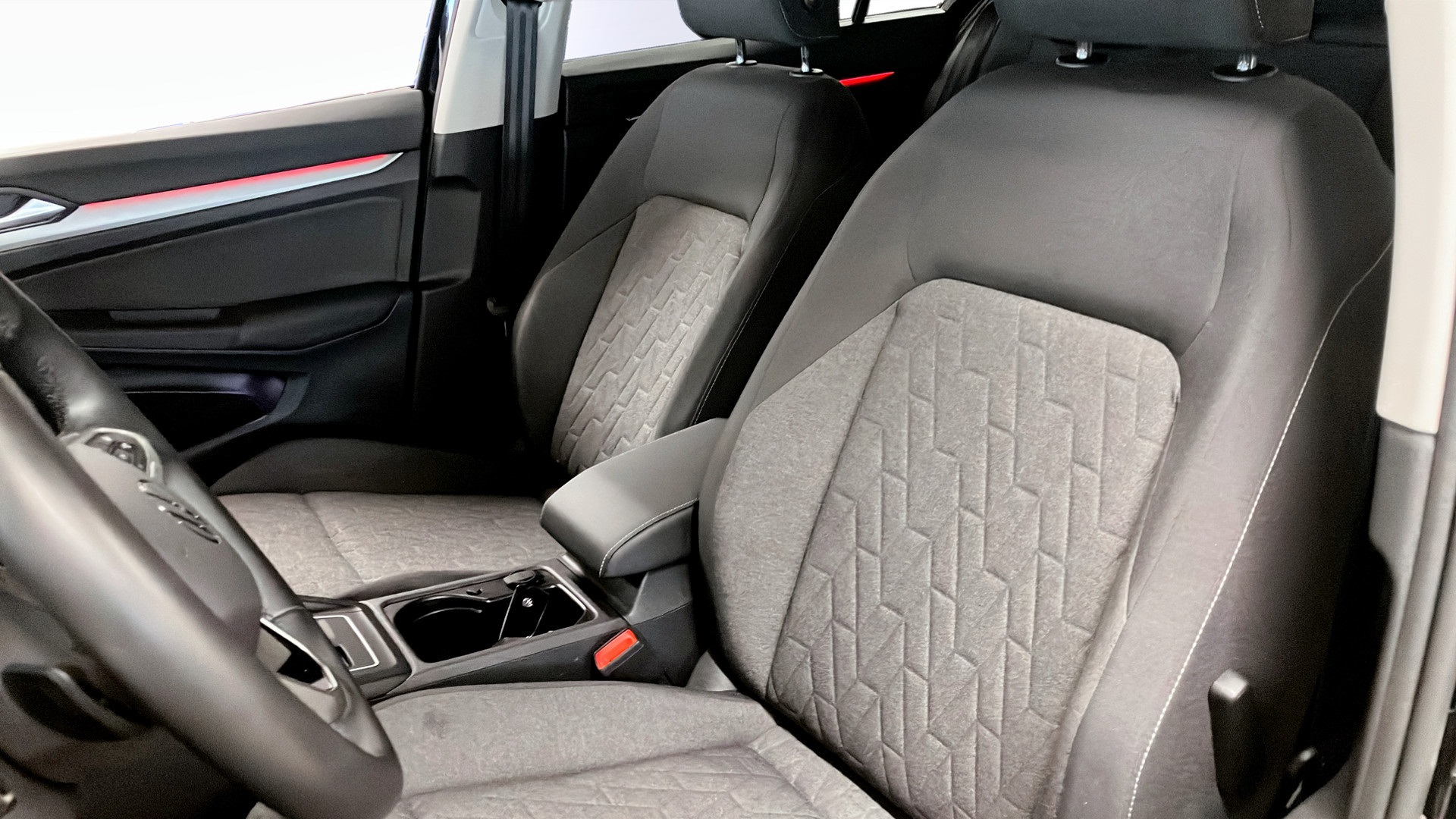 Volkswagen Golf ASH66L