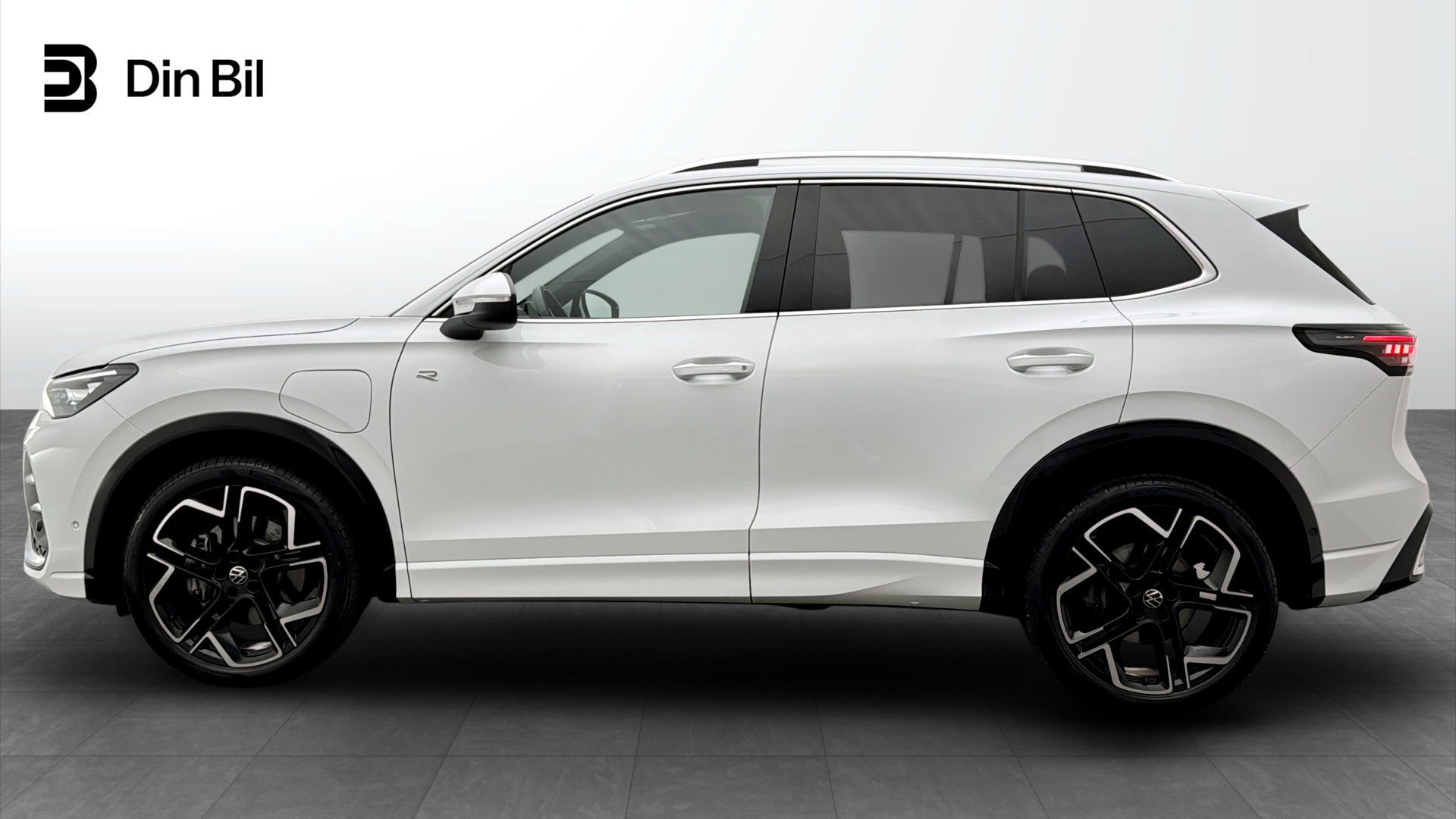 Volkswagen Tiguan ASH81P