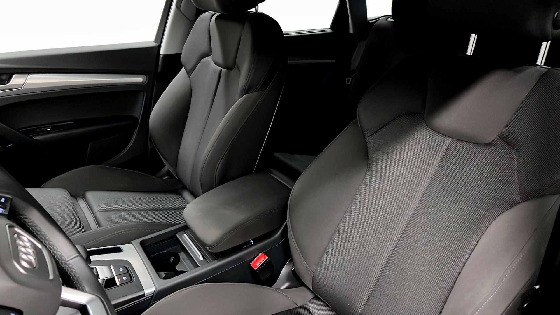 Audi Q5 ASK64S