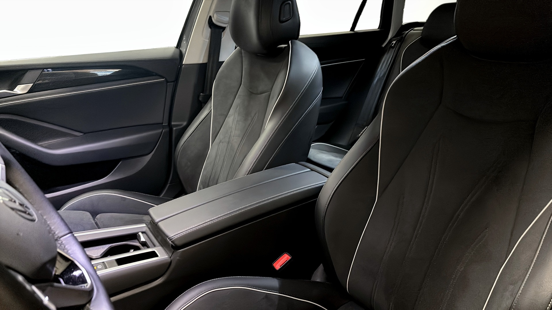 Volkswagen Passat ASL82X