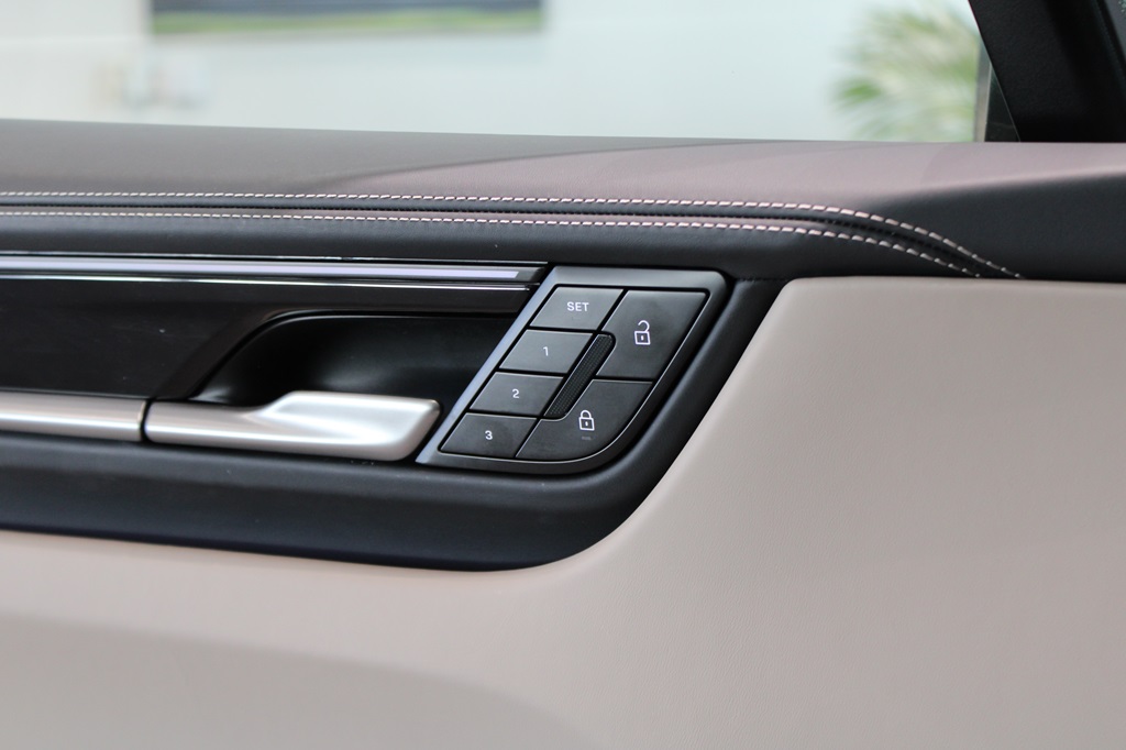 Porsche Macan ATL28D