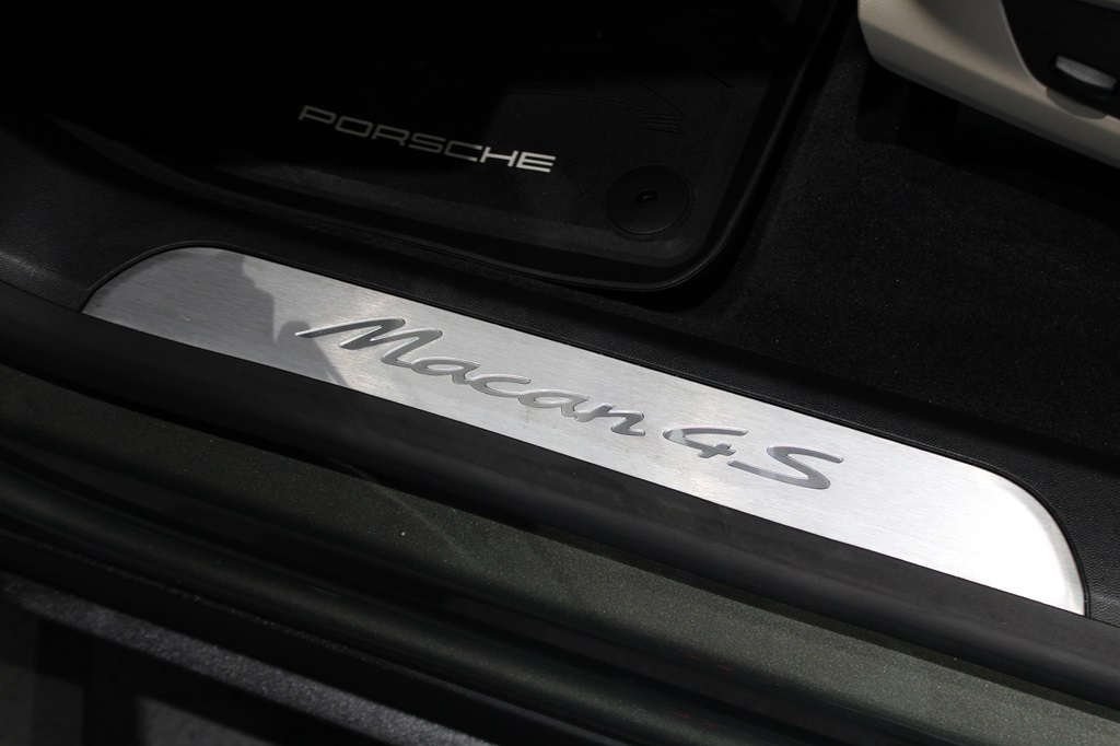 Porsche Macan ATL28D