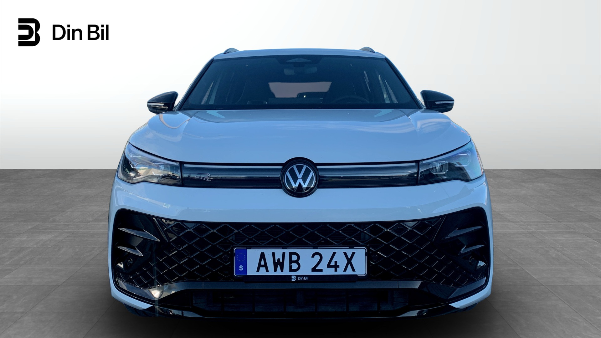 Volkswagen Tiguan AWB24X