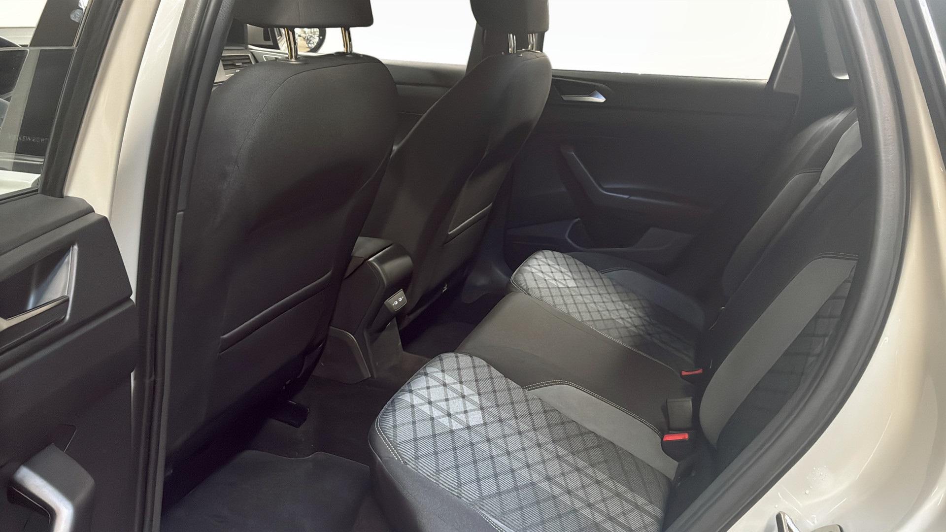 Volkswagen Taigo AWD274