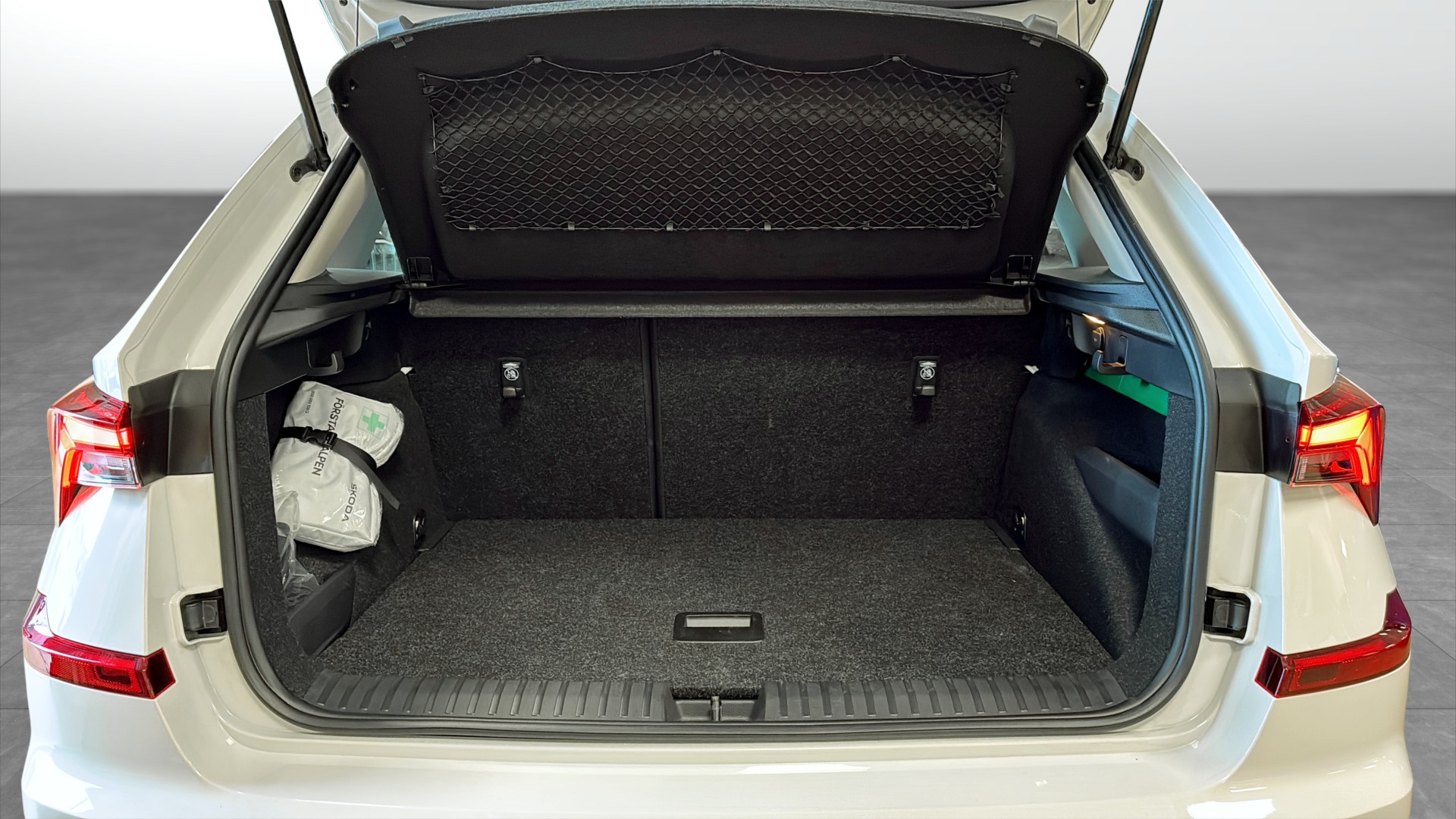 Skoda Kamiq AWH29K