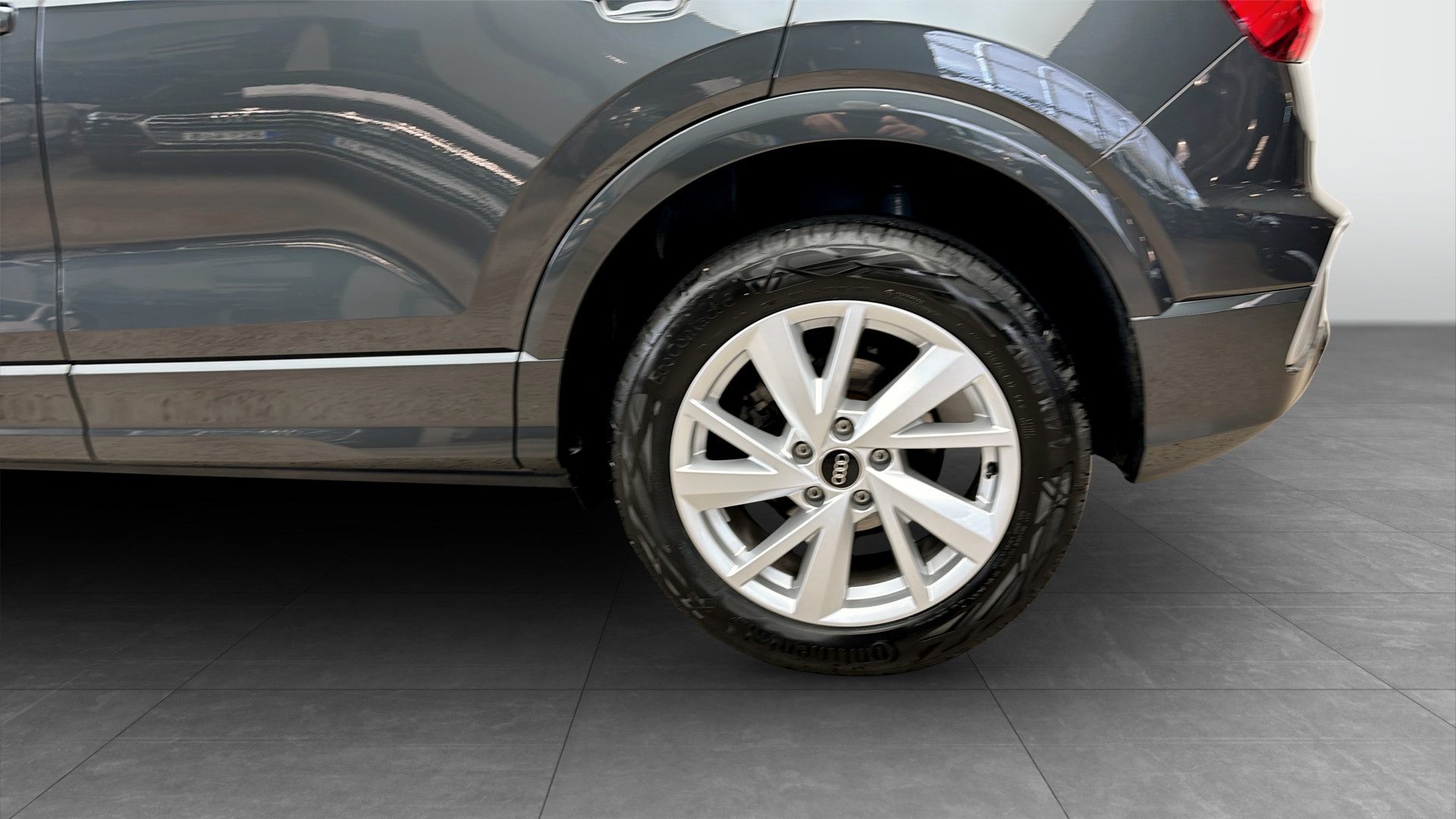 Audi Q2 AWN28S