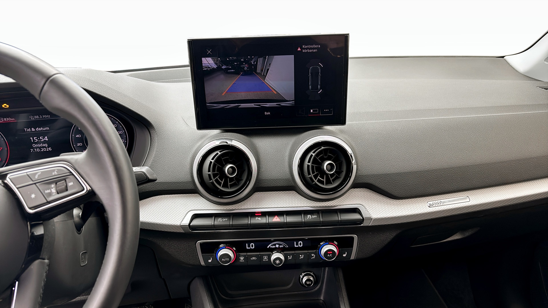 Audi Q2 AWN28S