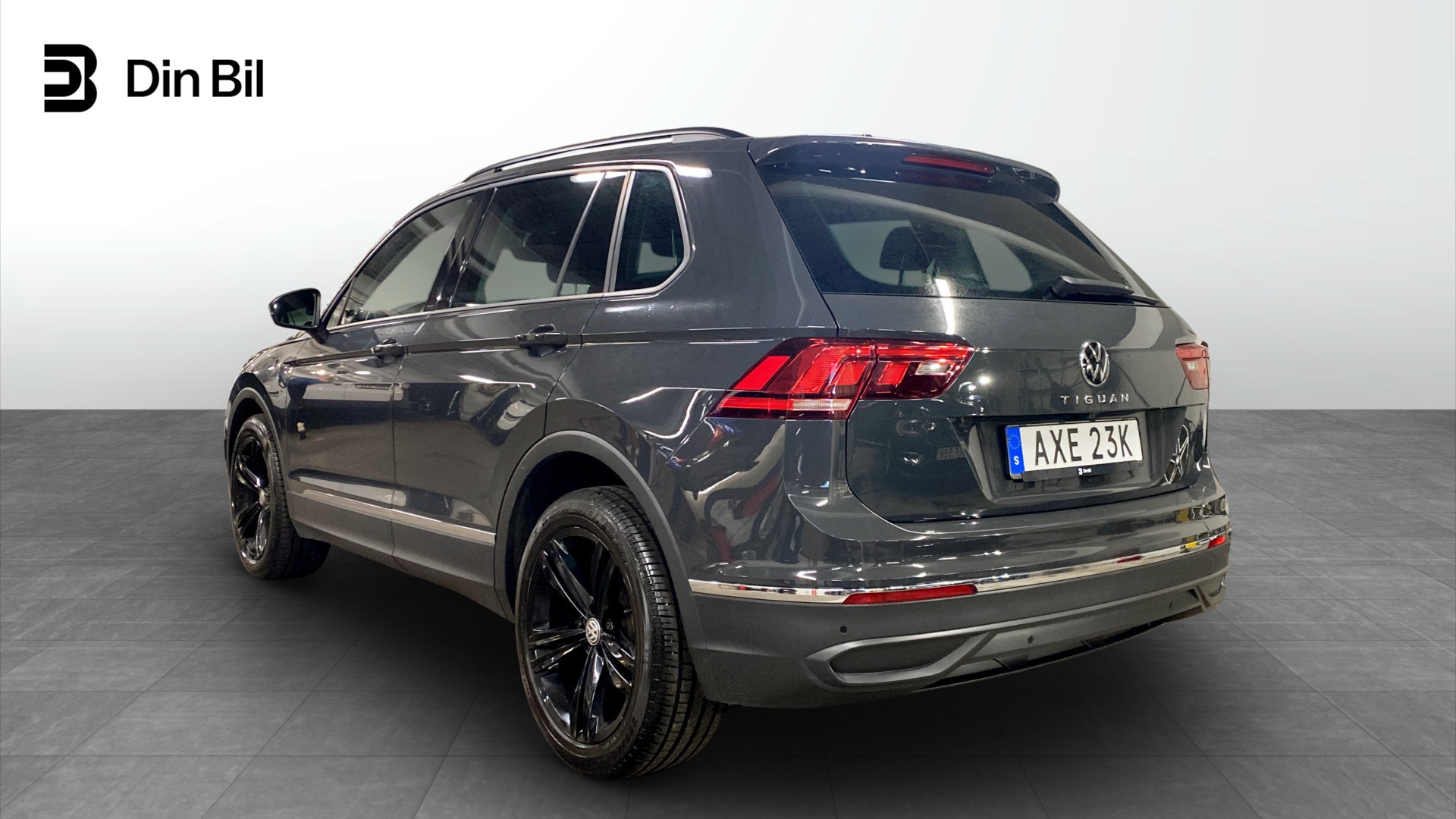 Volkswagen Tiguan AXE23K
