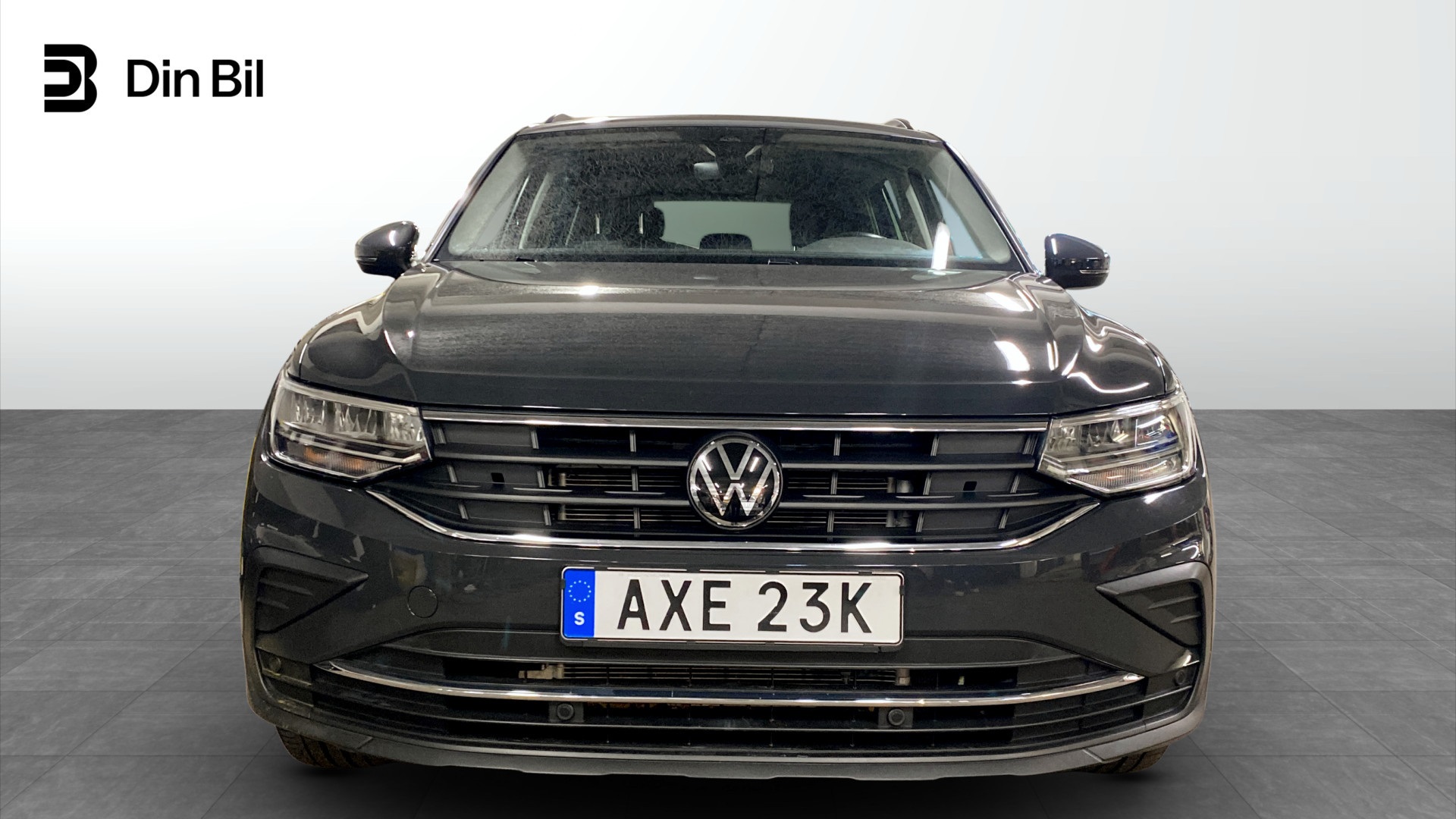 Volkswagen Tiguan AXE23K