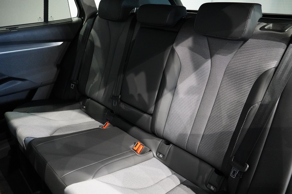 Skoda Enyaq AXH29D