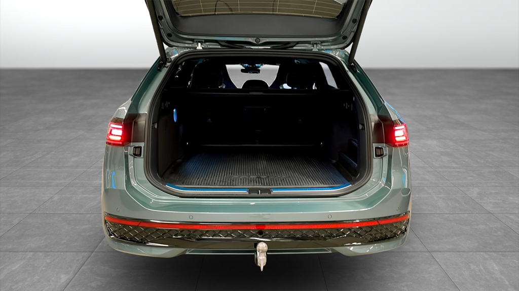 Volkswagen Passat AXJ09P