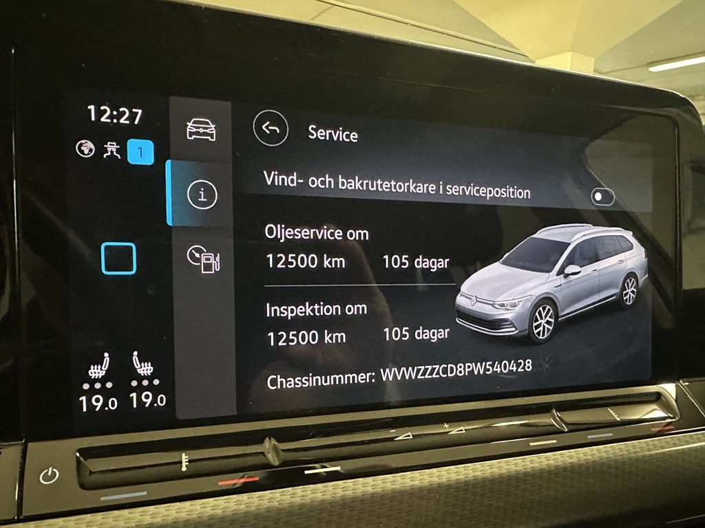 Volkswagen Golf Sportsvan AXK27P