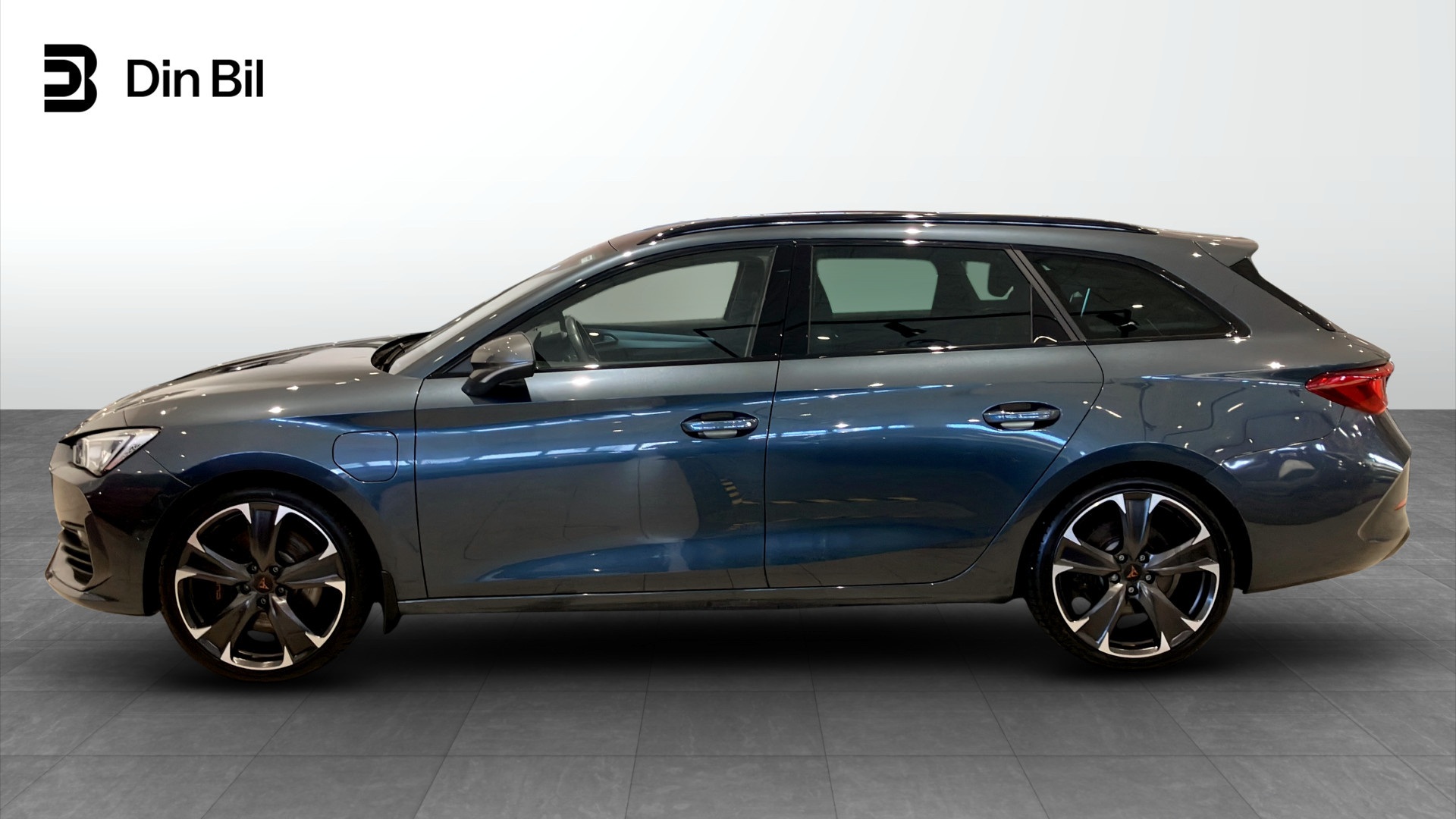 CUPRA Leon AXK27Z