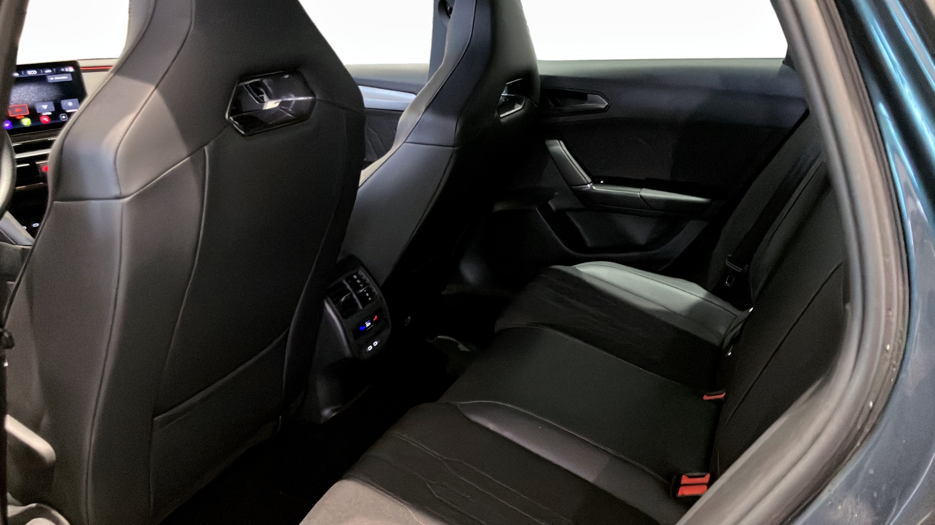 CUPRA Leon AXK27Z