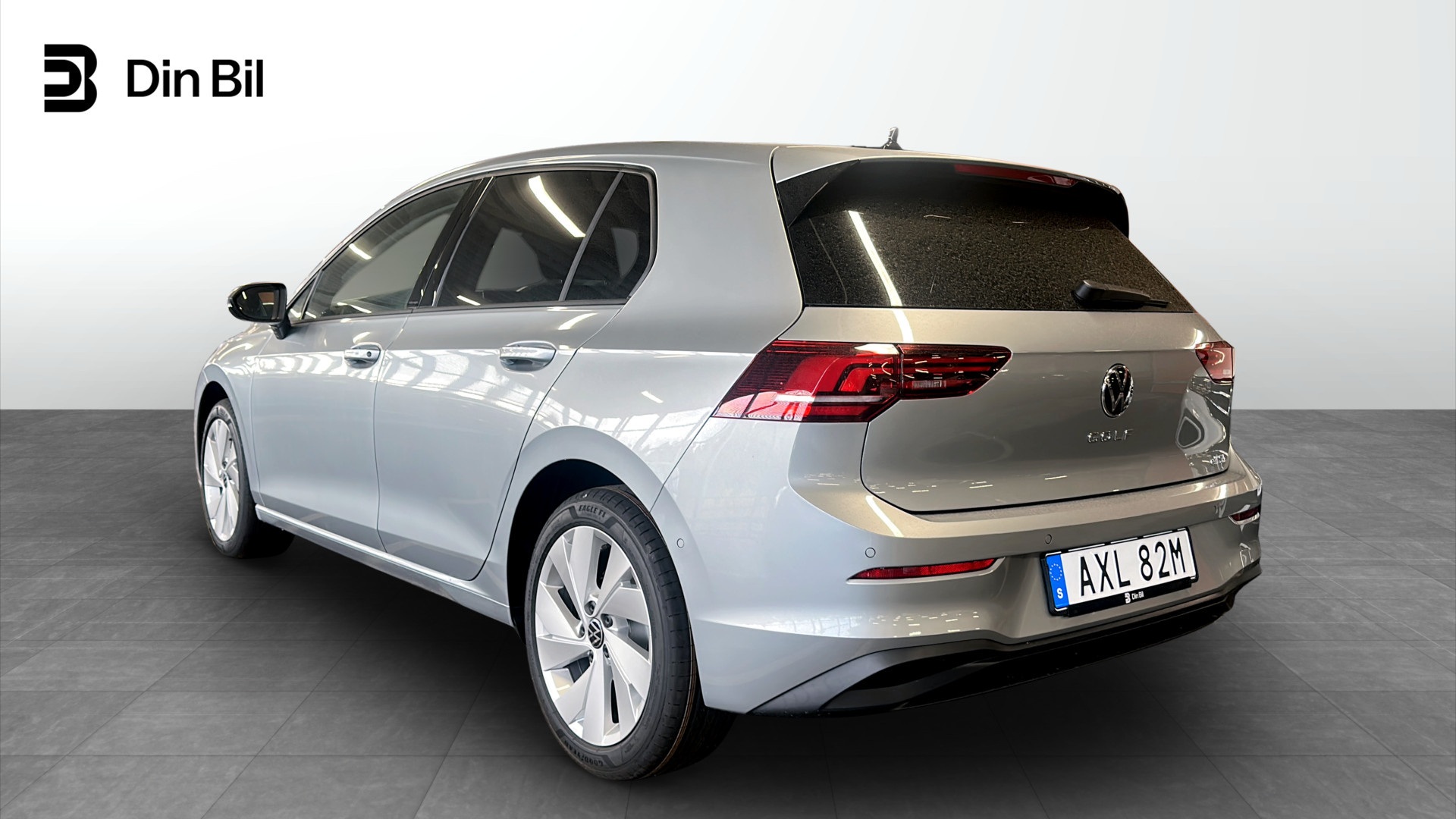 Volkswagen Golf AXL82M