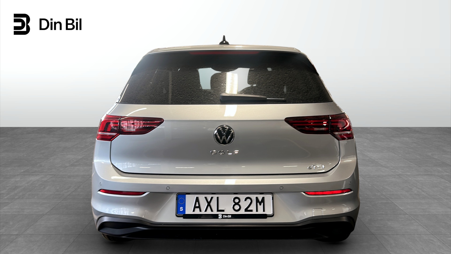 Volkswagen Golf AXL82M