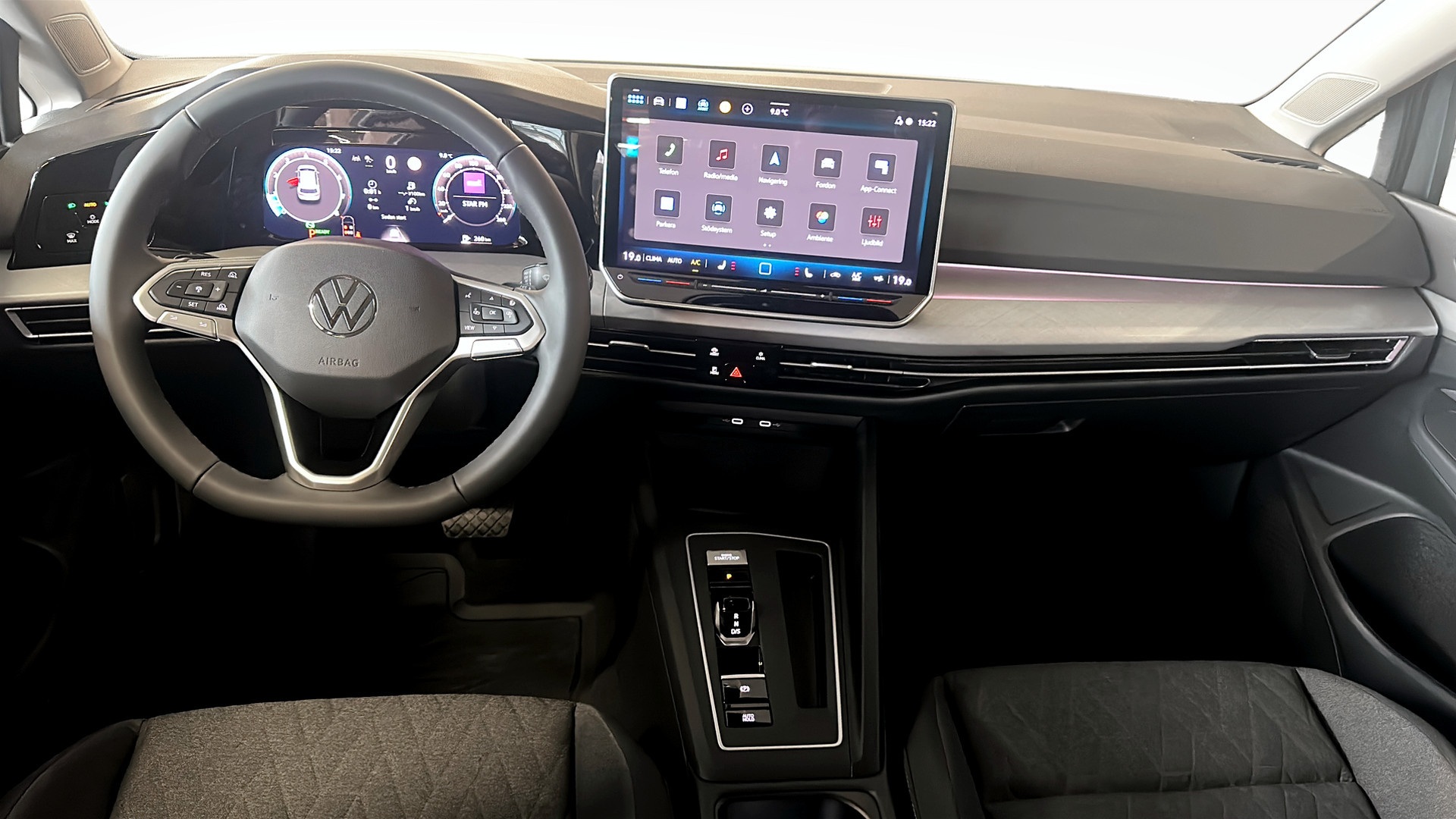 Volkswagen Golf AXL82M